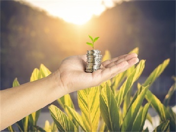 全国铁路迎来返程客流高峰，预计今日发送1905万人次